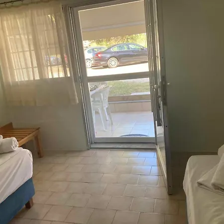 Holiday home Dimitra's Family 3 *